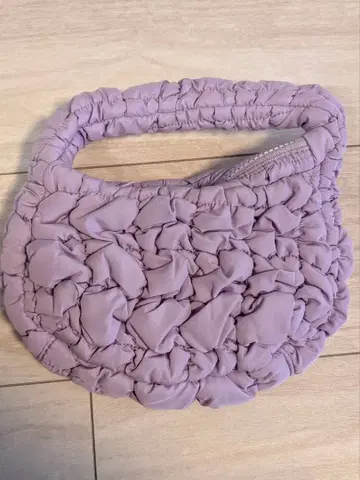 COS 라벤더 퀼팅 핸드백