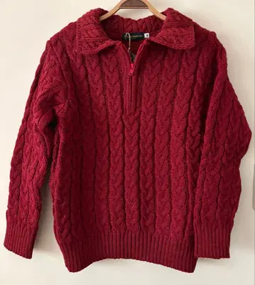 영국제 버건디 케이블 짜임 하프 지퍼 스웨터