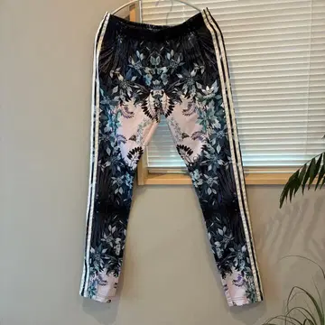 [새상품급] adidas 오리지널스 팜 퍼 저지 팬츠