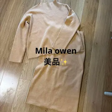 새상품급 Mila owen 보틀넥 니트 셋업 베이지