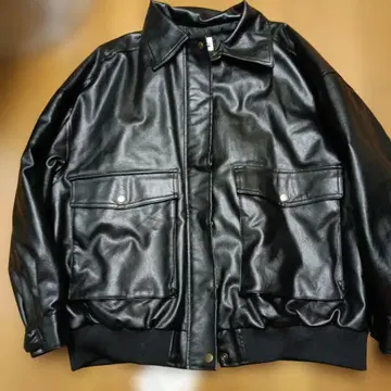 블랙 합성 피혁 자켓 L 사이즈