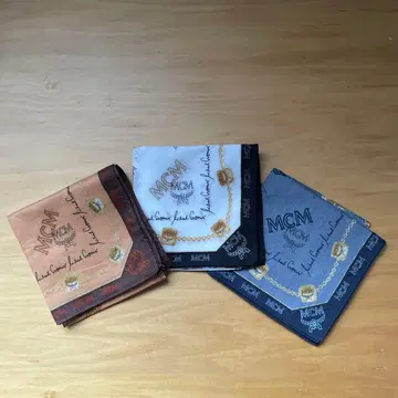 [ MCM ] 미사용 새상품 손수건 골드 체인 디자인 3장 세트