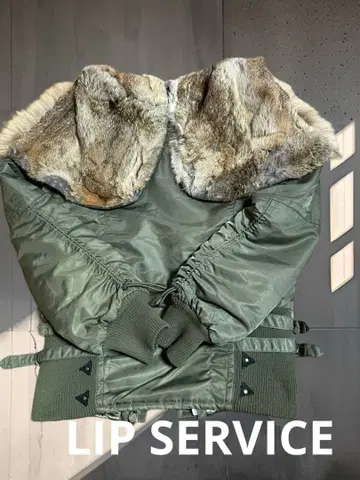 LIP SERVICE y2k 헤이세이 갸루 퍼 달린 숏 블루종 N-2B