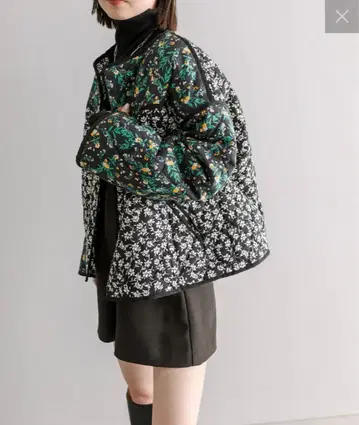 미스틱 꽃무늬 퀼팅 자켓