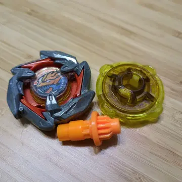 드란대거 4-70P 오렌지 베이블레이드X