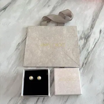 지미추 JIMMYCHOO 펄 귀걸이 JC 스터드