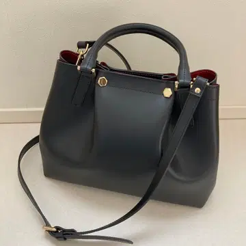 새상품급 잔니 노타로 블랙 2way 백 천연 가죽 이탈리아제