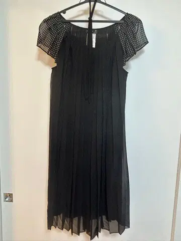 에네스베의 포멀 드레스