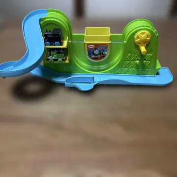 토마스 목욕탕de 미니카