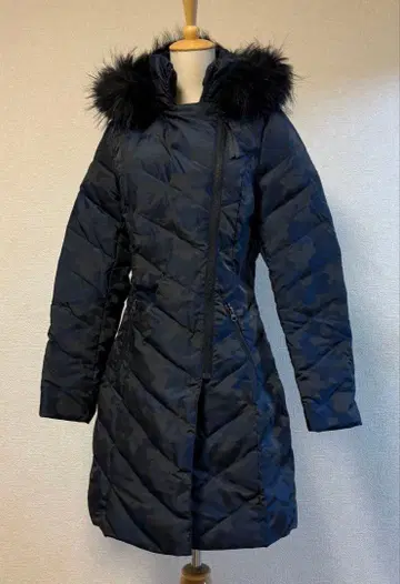 SPOOOM 퍼 후드 카모플라주 패턴 롱 다운 자켓