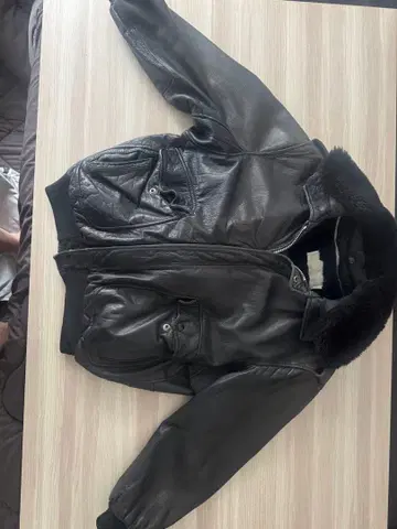 블랙 플리스 라이닝 가죽 자켓