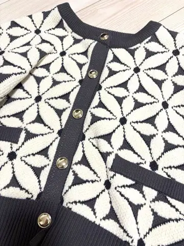 natural couture 몰얀 꽃 자카드 가디건