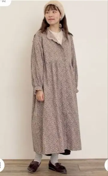 [ Cross x Linen ] 프릴 원피스 사만사 모스모스 M 베이지