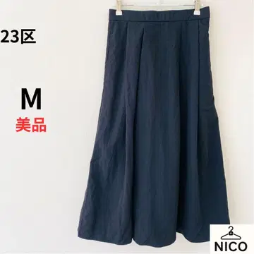 23구 매트 에어리 타프타 플레어 스커트 블랙 38 롱 스커트