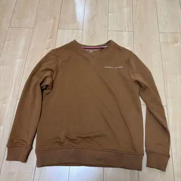 TOMMY HILFIGER 브라운 크루넥 트레이닝복