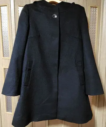 후드 부착 울 코트