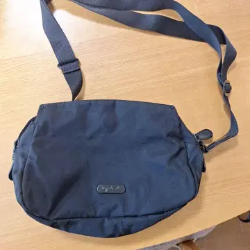 아그네스 베 블랙 숄더백