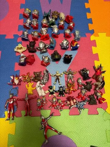 울트라맨 피규어 세트 약 50체