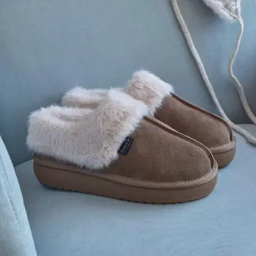 Rockfish CLOUDY FLATFORM FUR MULES-모카