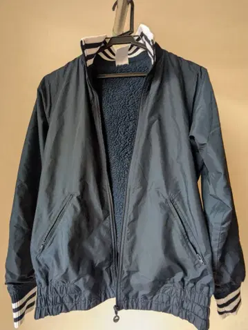 adidas 겨울 상품 아우터 M 사이즈