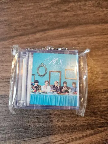 M!LK 미니 자켓 키링 M!X