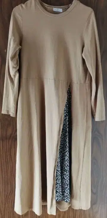 베이지 긴팔 원피스 CONVERSE 사이즈 S