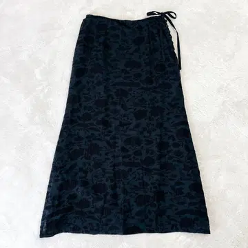 [컨디션 최상] Leilian 레리안 플레어 롱 스커트 꽃무늬 블랙 M