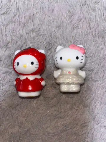 레어 헬로키티 코스튬 피규어 2체 세트