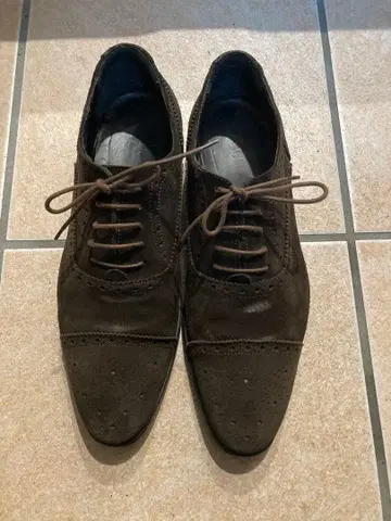 [ 미츠코시 이세탄 ] 다크 브라운 스웨이드 윙팁 드레스 슈즈