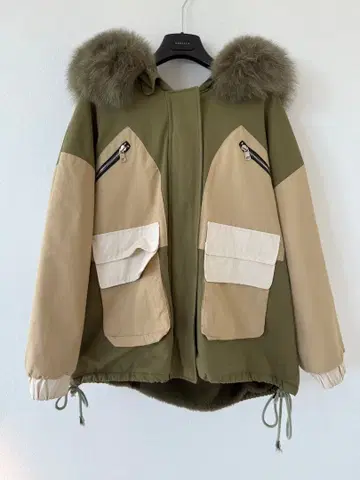 올리브 그린 오버 사이즈 모즈 코트 퍼 포함