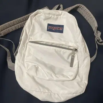 JANSPORT 화이트 백팩