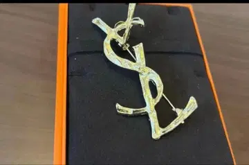 골드 브로치 미사용 새상품