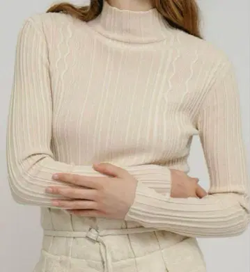 Eaphi 랜덤 라인 디자인 니트