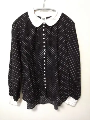 Pot and Tea 도트 무늬 블라우스