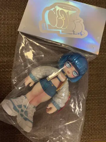 emDASH MOVE 1st color