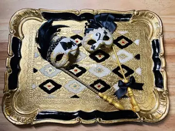 Edera 제작 마스크 2점과 피렌체 데코레이션 스타일 트레이 Set