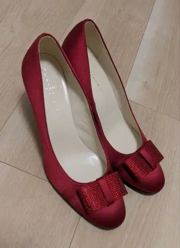 아키라 오사키 엘레강스 빨간색 리본 포함 펌프스