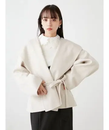 SNIDEL 아이보리 랩 자켓