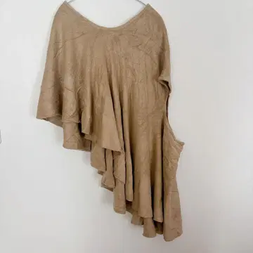 LA EXPRESS 비대칭 디자인 베이지 니트 O/S