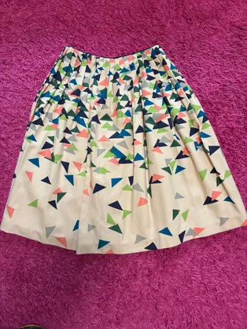 mina 기하학 패턴 플레어 스커트