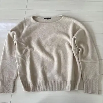 새상품급 TRANS WORK 베이지 크루넥 스웨터 40