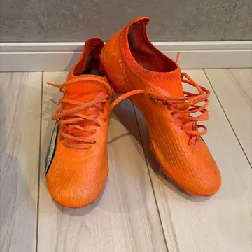 ULTRA 울트라 축구 스파이크