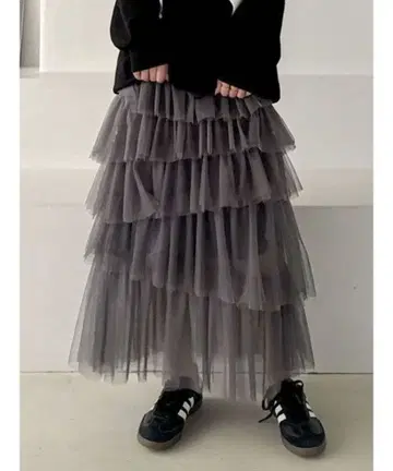 dazzlin 티어드 샤샤 스커트