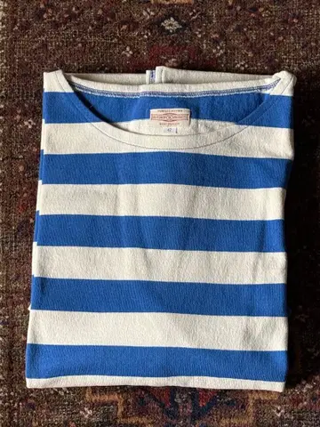 At Last BORDER LONG SLEEVE