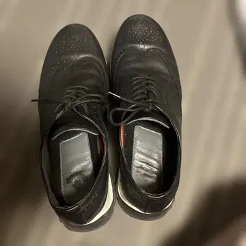 블랙 윙 팁 드레스 슈즈 데상트