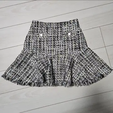 LILY BROWN 트위드 스커트