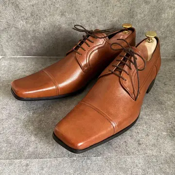 캐서린 햄넷 런던 스퀘어토 스트레이트 팁 25cm