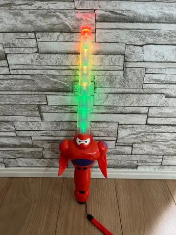 베이맥스 라이트세이버 검 빛나는 완구