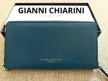 택 포함 새상품 잔니 키아리니 장지갑 여성용 25300