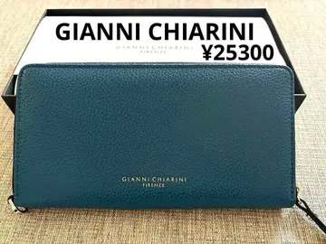 택 포함 새상품 잔니 키아리니 장지갑 여성용 25300
